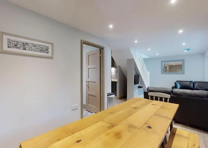 48 Trevithick Court, Tolroy Manor